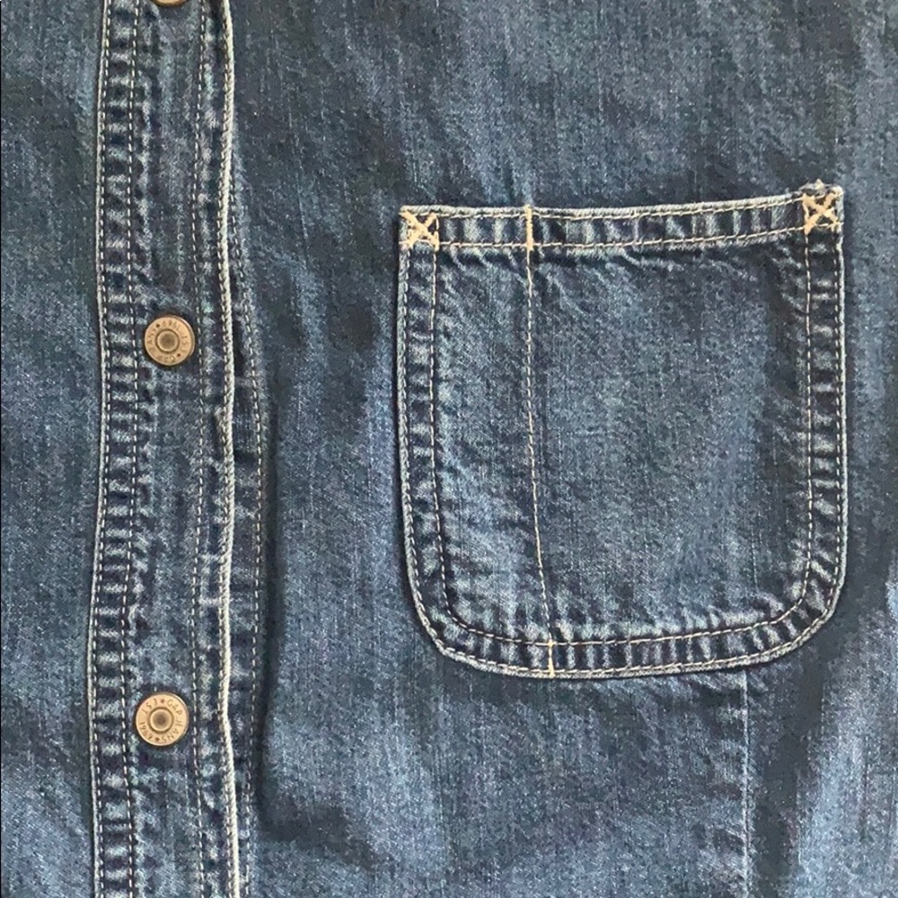 GAP button up - Picture 3 of 4